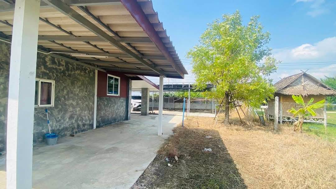 บ้านเดี่ยวชั้นเดียว-โมเดิร์น-พร้อมที่ดิน-200-ตรว-ไฟฟ้า-ปะปาพร้อม-เเหล่งชุมชน