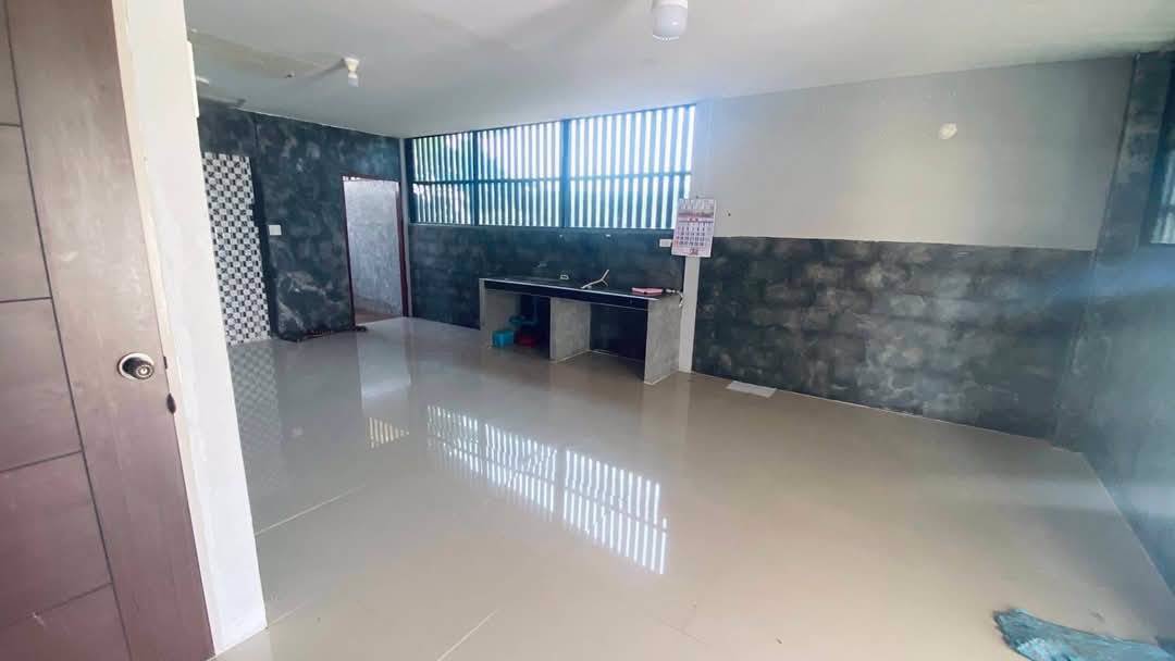 บ้านเดี่ยวชั้นเดียว-โมเดิร์น-พร้อมที่ดิน-200-ตรว-ไฟฟ้า-ปะปาพร้อม-เเหล่งชุมชน