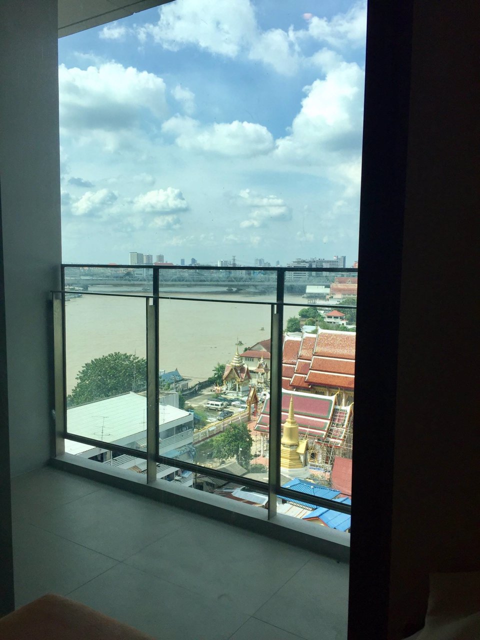 ขาย-วิวแม่น้ำใกล้ตาที่สุดในตึก-คอนโดหรู-ริมน้ำเจ้าพระยา-333-ริเวอร์ไซด์