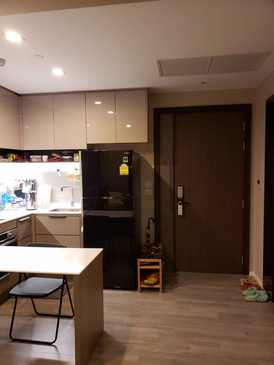 ขายถูก-คอนโดหรู-ริมน้ำเจ้าพระยา-333-ริเวอร์ไซด์-วิวเมือง-58-ล้าน