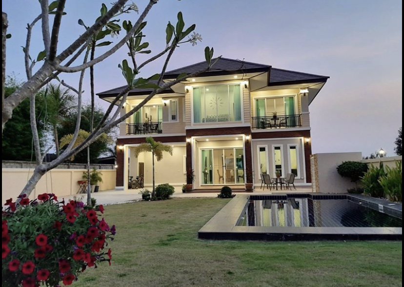 ขายบ้านพักตากอากาศหัวหิน-วิวสวยทุกมุม-มีสระว่ายน้ำบ่อเกลือ-หินเหล็กไฟ-ใกล้สวนน้ำแบล็คเมาเท่นท์