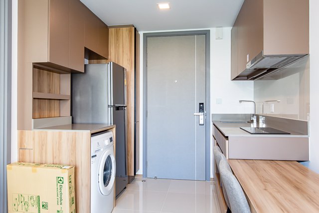 ให้เช่า-ถูกมากกกกกก-วิวสวน-ร่มรื่น-มีรถ-shuttle-bts-เอกมัย