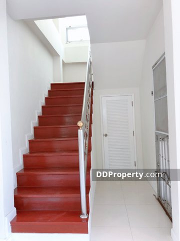 ขาย-499-ล้าน-บ้านหลังมุม-เพดานสูง-จอดรถได้-4-คัน-มสวนหลวงวิลล์-2