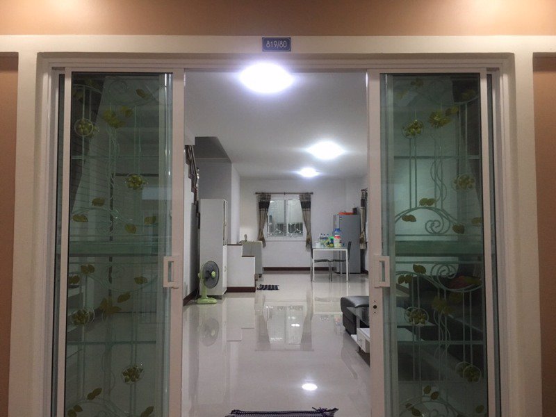 ขาย-ทาวน์เฮ้าส์-สุริยา-เพลส-บางนา-กม-5-suriya-place-bangna-หลังมุม-สภาพใหม่