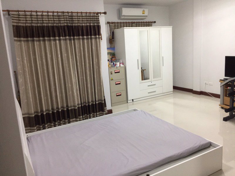 ขาย-ทาวน์เฮ้าส์-สุริยา-เพลส-บางนา-กม-5-suriya-place-bangna-หลังมุม-สภาพใหม่