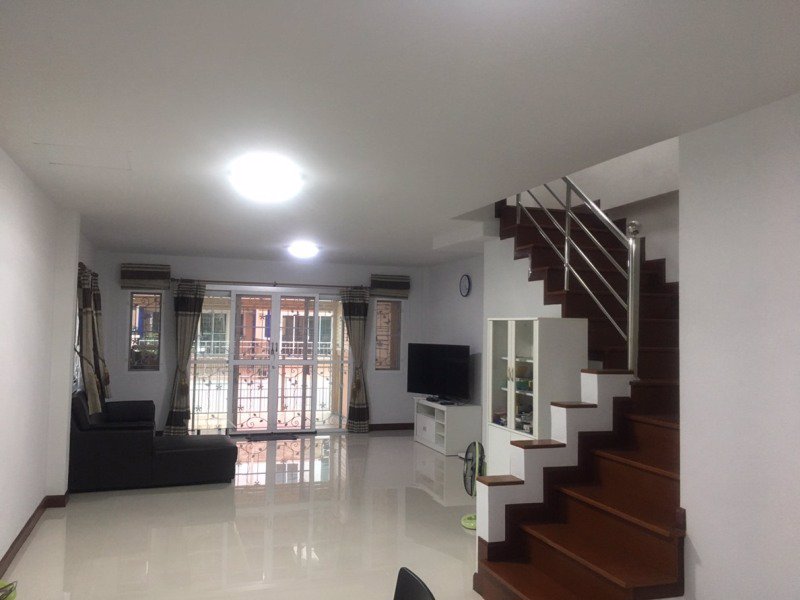 ขาย-ทาวน์เฮ้าส์-สุริยา-เพลส-บางนา-กม-5-suriya-place-bangna-หลังมุม-สภาพใหม่