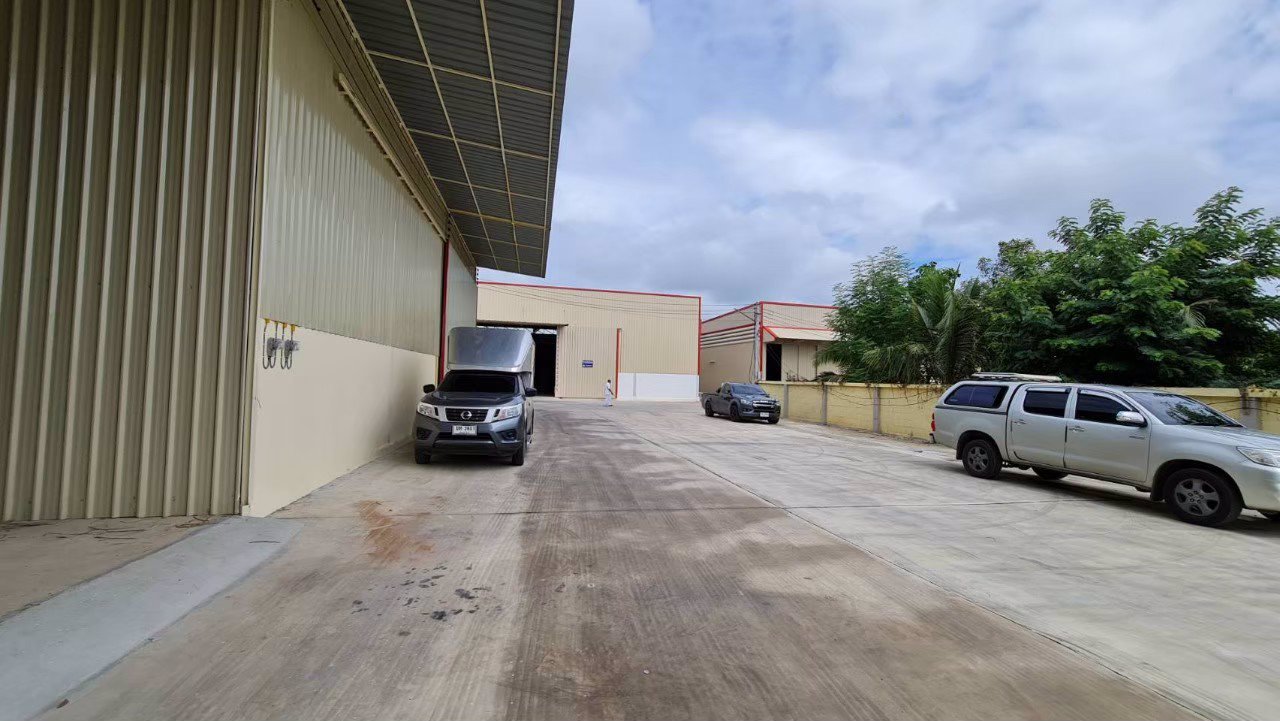 ให้เช่าโกดัง-อยู่ห่างตัวเมืองพิษณุโลก-8-กมเท่านั้น