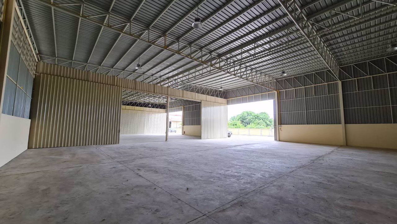 ให้เช่าโกดัง-อยู่ห่างตัวเมืองพิษณุโลก-8-กมเท่านั้น