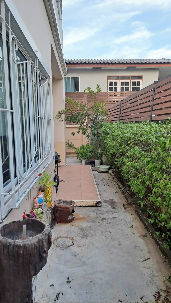 ขาย-เช่าทาวโฮม-โครงการลิฟวิ่งปาร์คพระราม-5