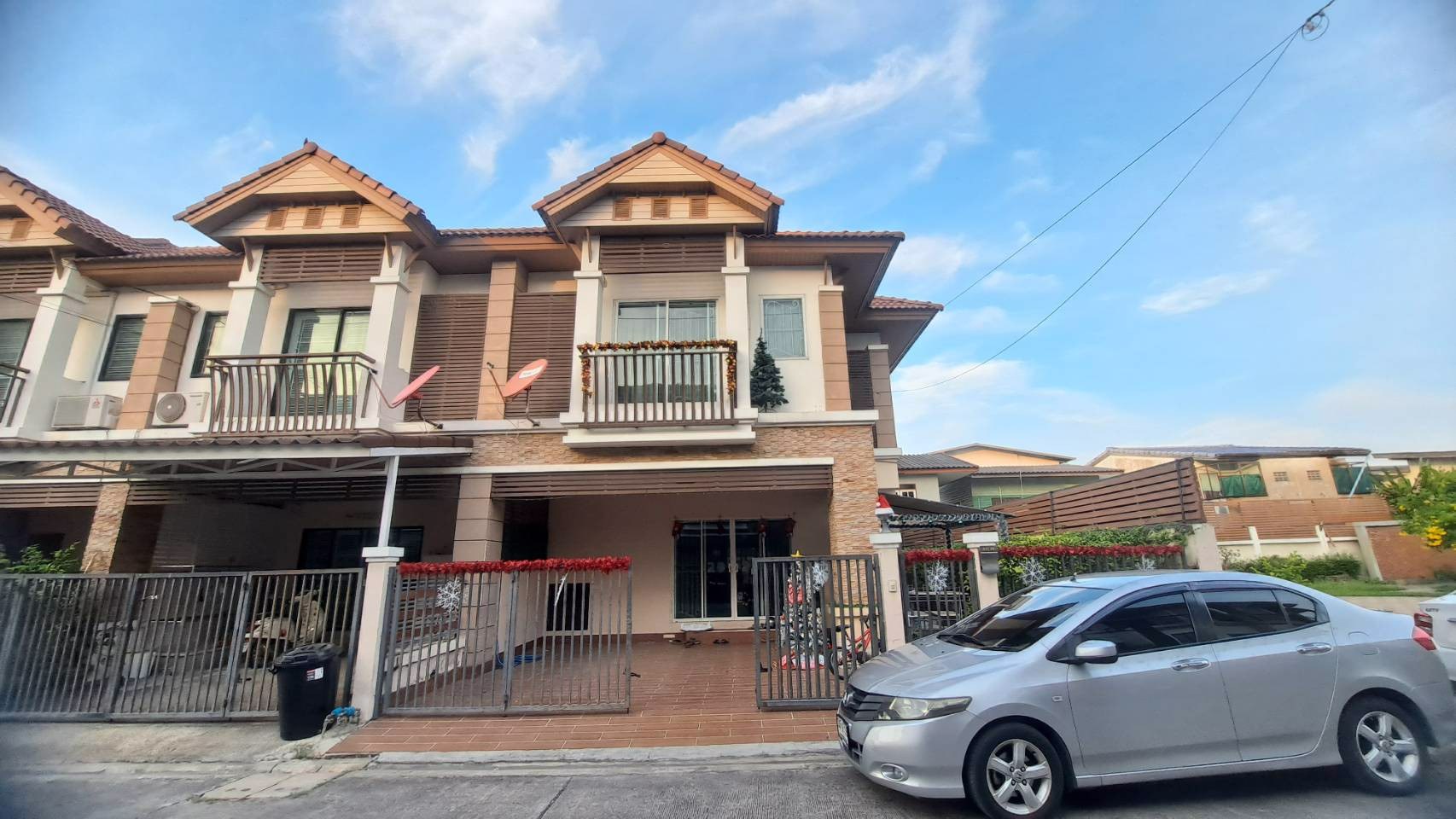 ขาย-เช่าทาวโฮม-โครงการลิฟวิ่งปาร์คพระราม-5