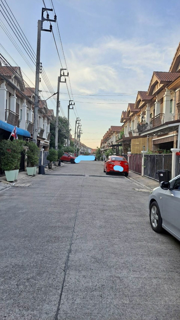 ขาย-เช่าทาวโฮม-โครงการลิฟวิ่งปาร์คพระราม-5