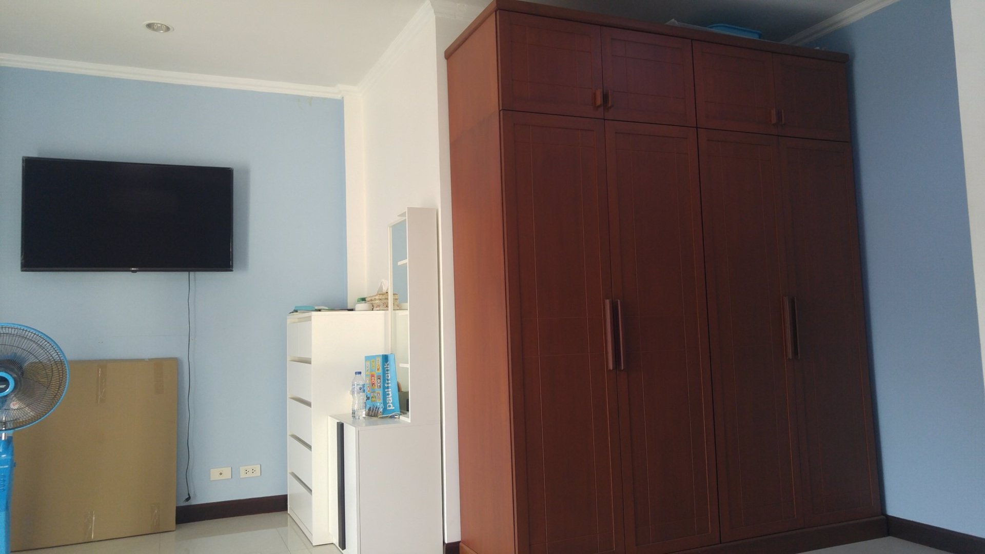 ขายทาวน์โฮม-2-ชั้นหลังริม-ติดสวนกลางหมู่บ้าน