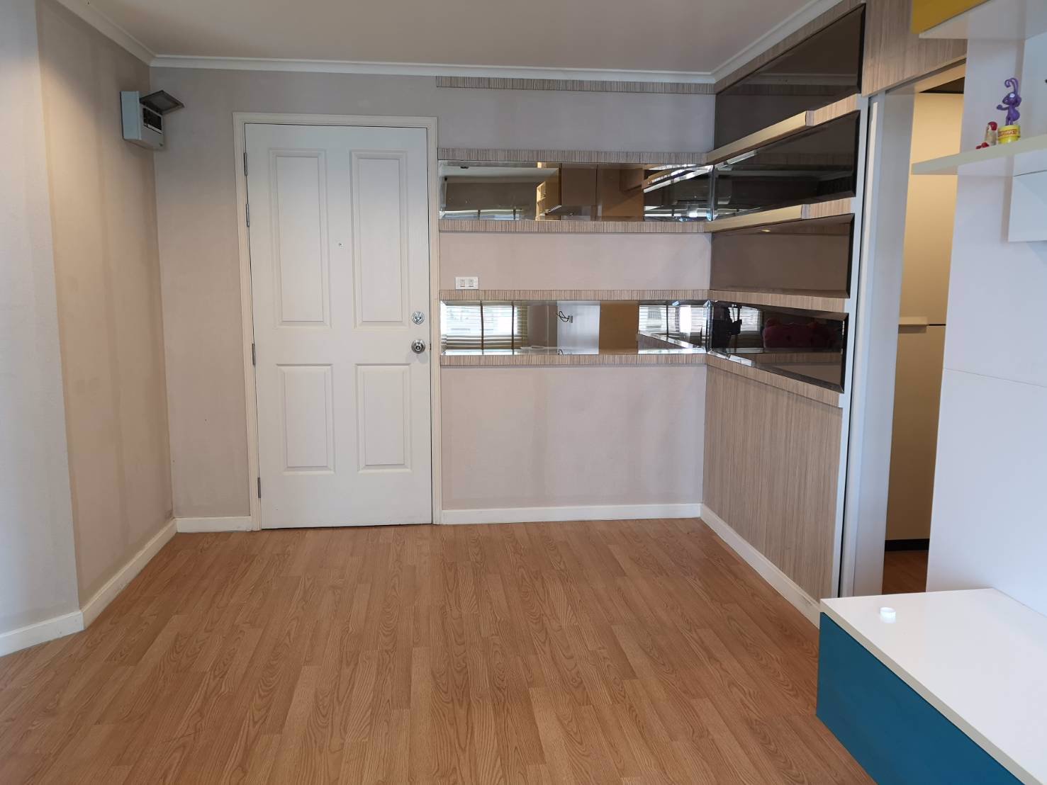 ขายคอนโด2ห้องนอน-ลุมพินี-พาร์ค-ปิ่นเกล้า-วิวสระว่ายน้ำ