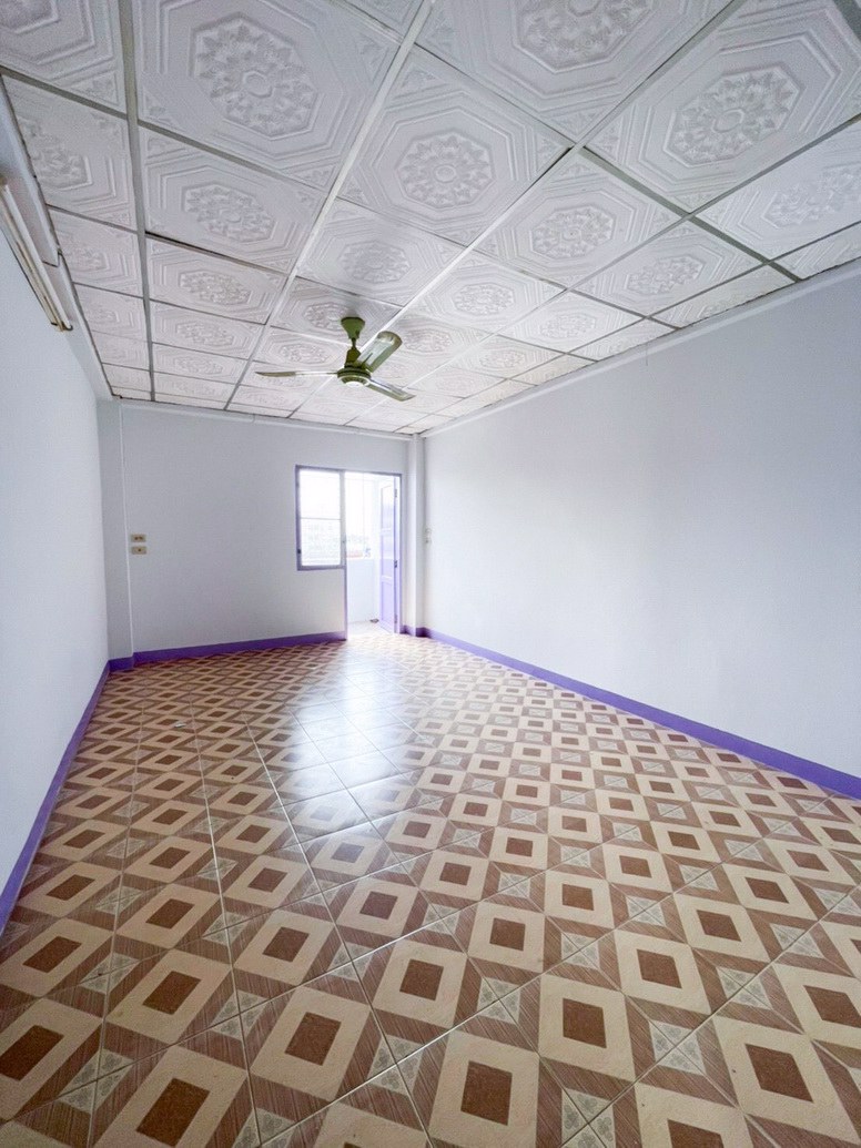 อพาร์ทเมนท์สมบัติย่าใย-ห้องพักราคาถูก-ให้เช่า-ซอยลิขิต7-ถนนเทพารักษ์-มีห้างเทสโก้โลตัสเอ็กเพรส