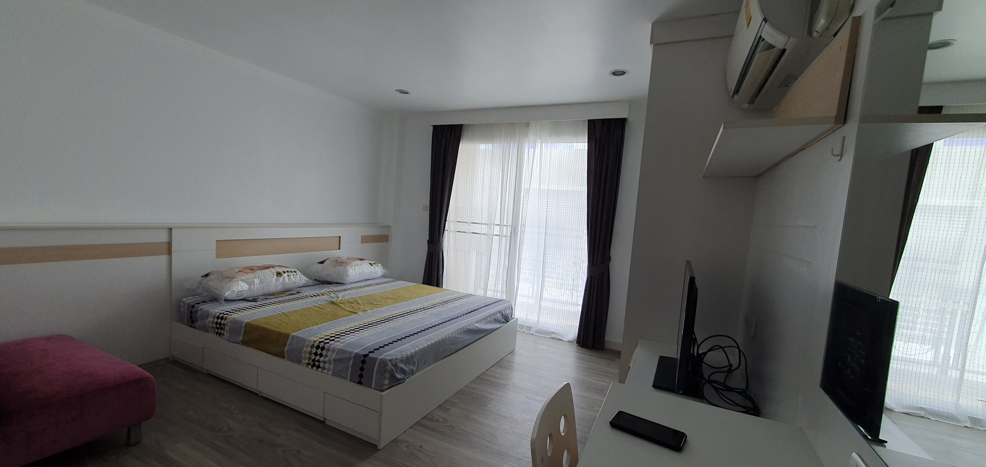 ขายคอนโดศิริน-เรสซิเดนซ์-ห้องมุม-ชั้นบนสุด-ชั้น-8-ถนนพัฒนาการ