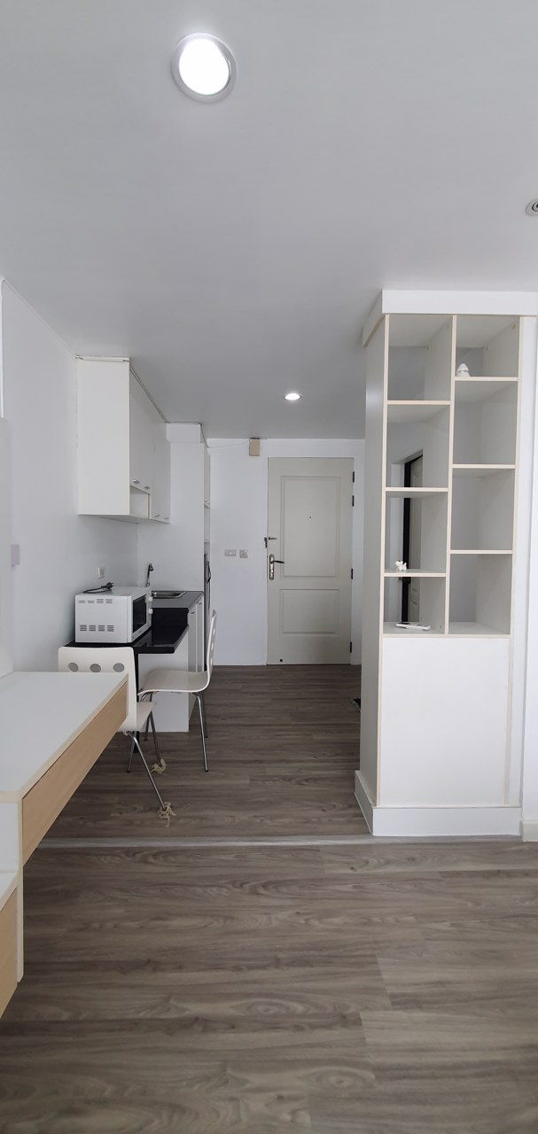 ขายคอนโดศิริน-เรสซิเดนซ์-ห้องมุม-ชั้นบนสุด-ชั้น-8-ถนนพัฒนาการ