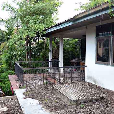 ขายที่ดินพร้อมโครงสร้างบ้าน-126ตรว-ซลาดพร้าว80แยก14-ถมแล้ว-ราคาคุยได้