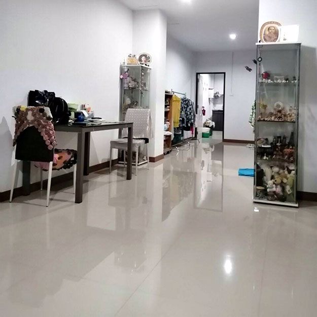 ขายทาวน์เฮ้าส์24ตรว-ซหมอศรี-สามพราน-สวย-ต่อเติมพร้อมอยู่-จัดกู้ให้