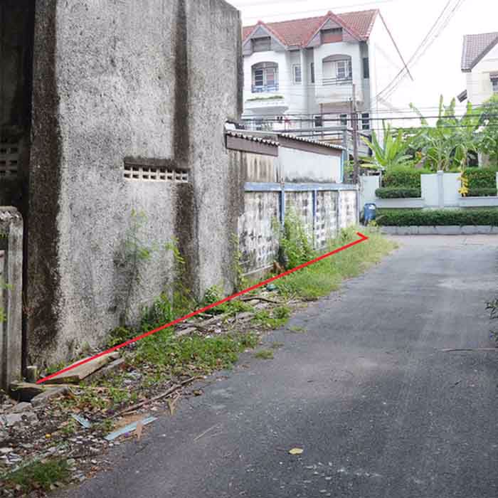 ขายที่ดิน50ตรว-ซลาดพร้าว80แยก14-แปลงมุม-เหมาะสร้างบ้าน-ราคาคุยกันได้ครับ