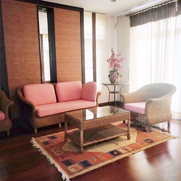 ขายบ้านหรู122ตรว-มสิริทาวารา-เอกมัย-รามอินทรา-บ้านสวย-ทำเลดีมาก-ราคาคุยกันได้ค่ะ