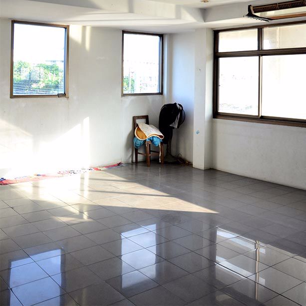 ขายอาคารสำนักงาน45ชั้น-43ตรว-ติดถนนใหญ่เลี่ยงเมืองนนท์-ใกล้กรมที่ดินนนทบุรี-สภาพดี-ราคาถูก