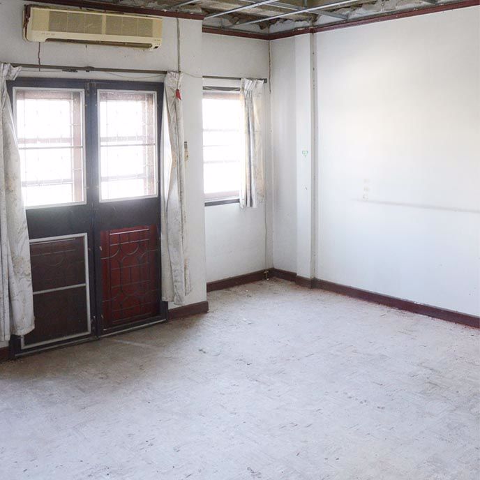 ขายทาวน์โฮม3ชั้น-193ตรว-มซื่อตรงการ์เด้น-รัตนาธิเบศร์-ขายตามสภาพ-ราคาถูกที่สุด