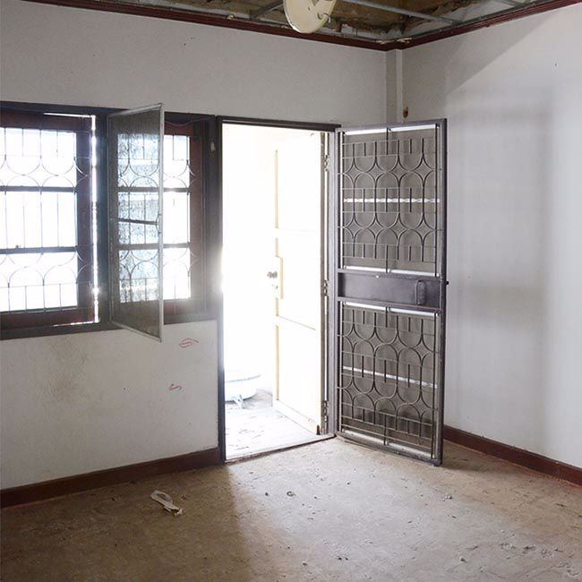 ขายทาวน์โฮม3ชั้น-193ตรว-มซื่อตรงการ์เด้น-รัตนาธิเบศร์-ขายตามสภาพ-ราคาถูกที่สุด