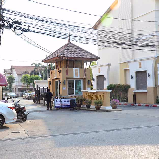 ขายทาวน์โฮม3ชั้น-182ตรว-มปริญลักษณ์-สามัคคี-ติดถนน2ด้าน-ต่อเติมแล้ว-ค้าขายได้