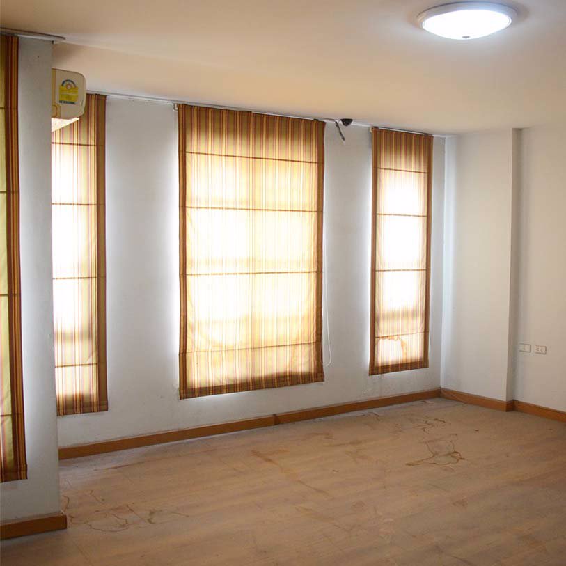 ถูกที่สุดทาวน์โฮม4ชั้น-234ตรว-มบ้านกลางเมือง-เดอปารีส-รัชวิภา