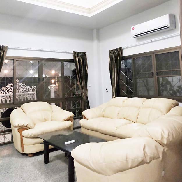 ขายบ้านเดี่ยว37ตรว-มบ้านสวนดวงพร-บางกรวย-หลังริม-รีโนเวตใหม่-ราคาคุยกันได้ค่ะ