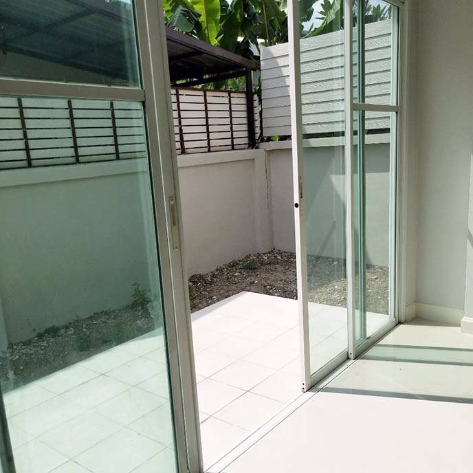 ขายบ้านเดี่ยว557ตรว-มดิเอมเมอรัลด์การ์เด้นแอนด์สปอร์ต-ราชพฤกษ์-ปรับปรุงใหม่ทั้งหลัง-สวย-ถูก-พร้อม