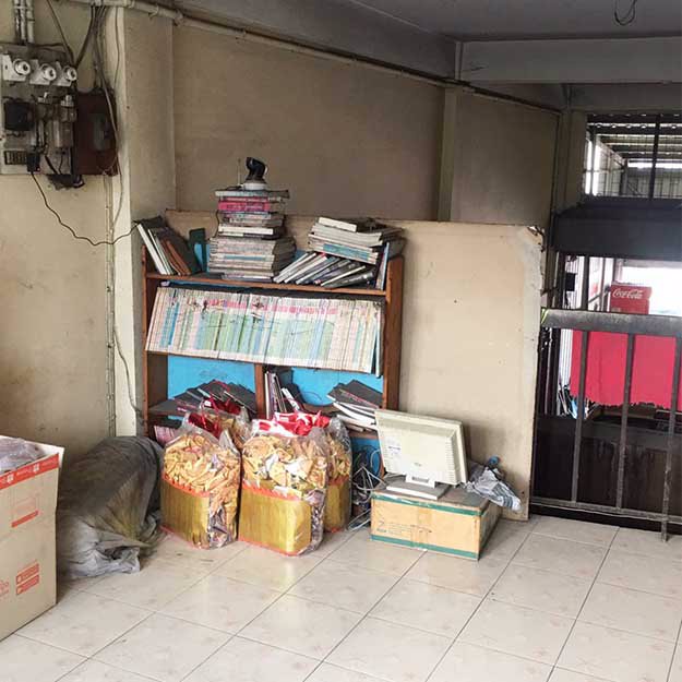 ขายตึก3ชั้น-2คูหา-52ตรว-ปากซอยหมอศรี-สามพราน-ติดถนนเพชรเกษม-ทำเลค้าขาย-ราคาคุยกันได้ค่ะ