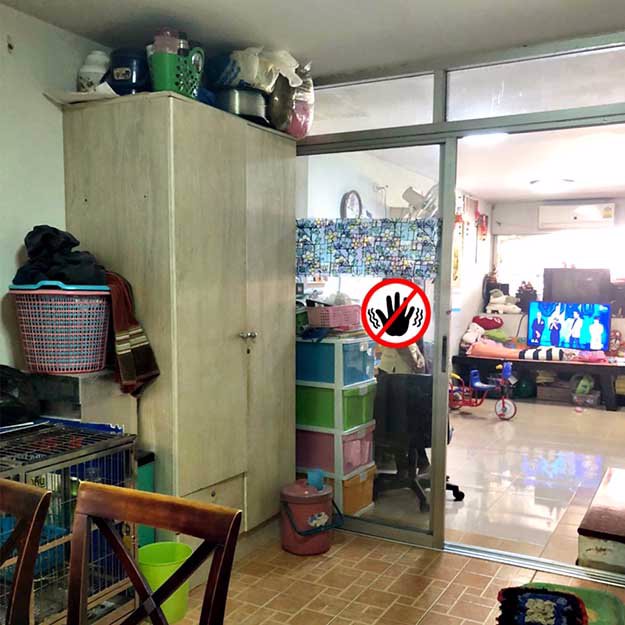 ขายทาวน์เฮ้าส์3ชั้น-196ตรว-มสวนนนท์วิลล์-ซอยท่าอิฐ-ต่อเติม-ราคาถูกที่สุดครับ