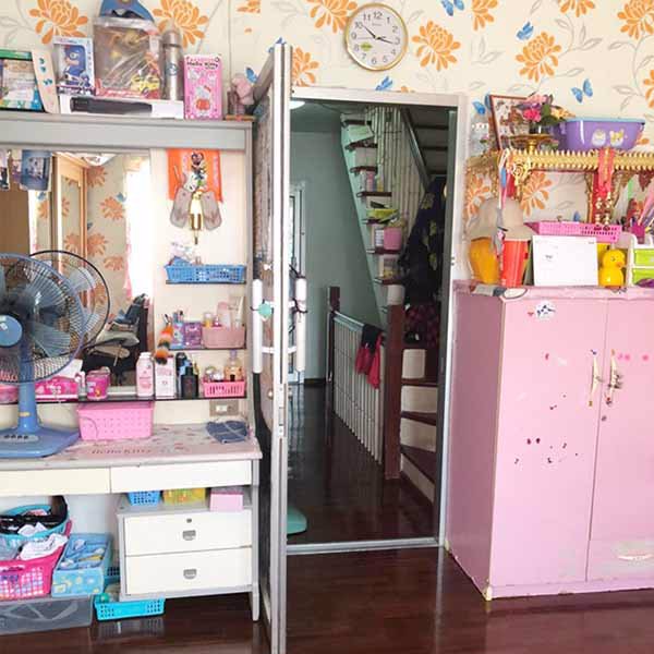 ขายทาวน์เฮ้าส์3ชั้น-196ตรว-มสวนนนท์วิลล์-ซอยท่าอิฐ-ต่อเติม-ราคาถูกที่สุดครับ