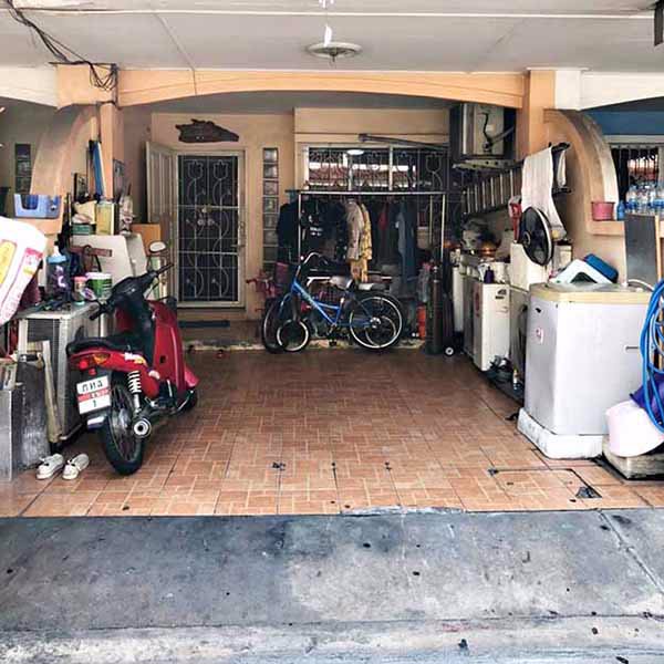 ขายทาวน์เฮ้าส์3ชั้น-196ตรว-มสวนนนท์วิลล์-ซอยท่าอิฐ-ต่อเติม-ราคาถูกที่สุดครับ