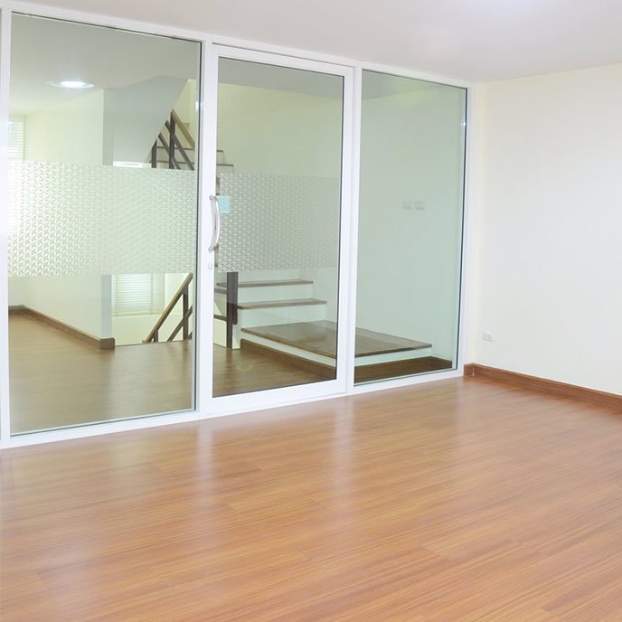 ขาย-ให้เช่าทาวน์โฮม4ชั้น-203ตรว-มปรัชญาโฮมทาวน์-หลังมุม-สภาพดี-พทใช้สอยเยอะ-ราคาคุยกันได้ครับ