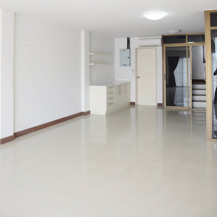 ขายอาคารพาณิชย์4ชั้น-41ตรว-ซอยสตรีวิทยา12-หลังมุม-สภาพดี-ขายพร้อมผู้เช่า-ราคาคุยกันได้ครับ