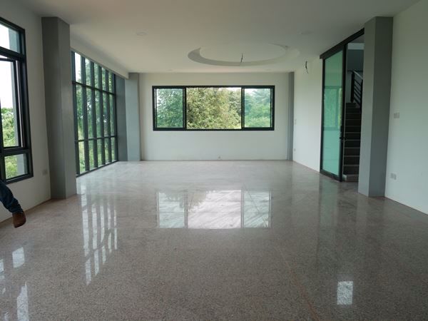 ขายโรงงาน-2-ไร่-ที่ทันสมัยหรูหราและทนทานกว่าโรงงานตามโครงการทั่วไป-วางของได้จุใจ-ติดคลอง-แถมยังใกล้