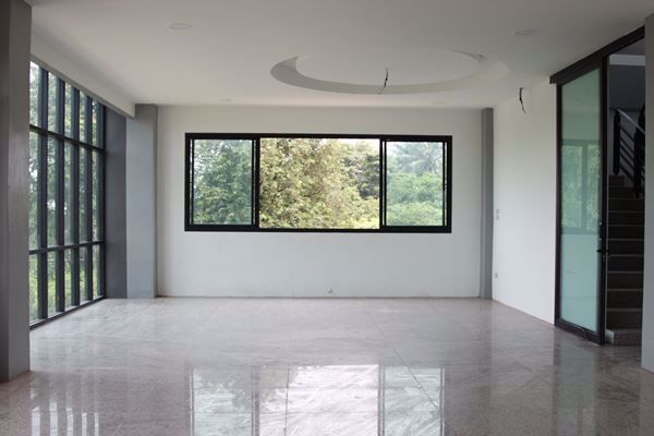 ขายโรงงาน-2-ไร่-ที่ทันสมัยหรูหราและทนทานกว่าโรงงานตามโครงการทั่วไป-วางของได้จุใจ-ติดคลอง-แถมยังใกล้