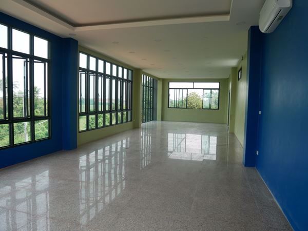 ขายโรงงาน-2-ไร่-ที่ทันสมัยหรูหราและทนทานกว่าโรงงานตามโครงการทั่วไป-วางของได้จุใจ-ติดคลอง-แถมยังใกล้