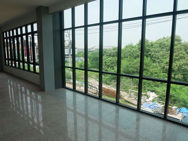 ขายโรงงาน-2-ไร่-ที่ทันสมัยหรูหราและทนทานกว่าโรงงานตามโครงการทั่วไป-วางของได้จุใจ-ติดคลอง-แถมยังใกล้