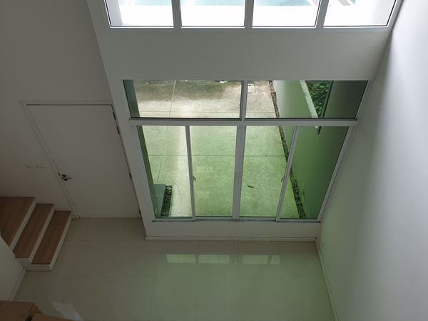 ขายทาวน์โฮม-พาทิโอ-เมืองทอง-แจ้งวัฒนะ-3-ชั้นครึ่ง-22-ตรว-3-ห้องนอน-3-ห้องน้ำ