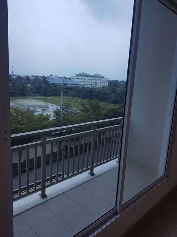 ขายตึก-3-ชั้นครึ่ง-บางใหญ่-นนทบุรี-มีเนื้อที่ด้านหลังตึก-3-ห้องนอน-3-ห้องน้ำ-257-ตรว