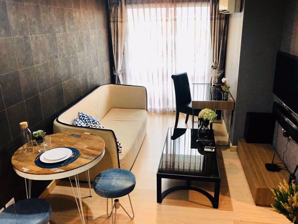 ขายด่วน-คอนโด-ดีไซน์-รัชดา-คอนโดมีไลฟ์สไตล์เรียบหรู-มีความเป็นส่วนตัว-ขนาดพื้นที่ห้อง-4082-ตารางเมต