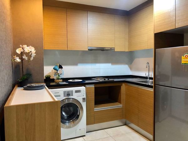 ขายด่วน-คอนโด-ดีไซน์-รัชดา-คอนโดมีไลฟ์สไตล์เรียบหรู-มีความเป็นส่วนตัว-ขนาดพื้นที่ห้อง-4082-ตารางเมต