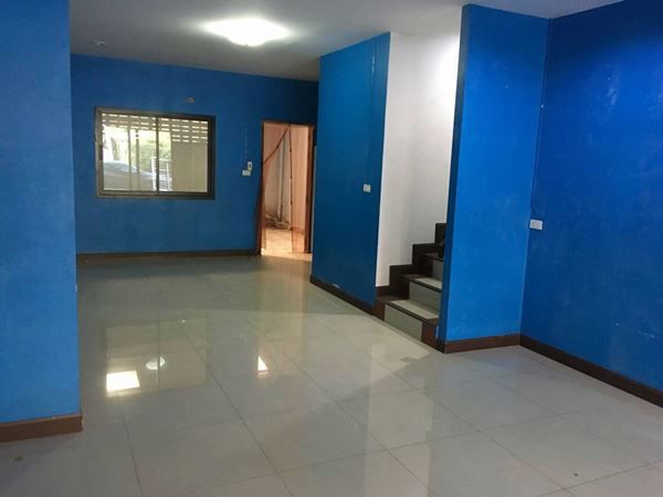 ขายตึก-3-ชั้น-ทำเลดี-ตึกสวย-ในเมืองนครปฐม-25-ตรว-3-ห้องนอน-3-ห้องน้ำ