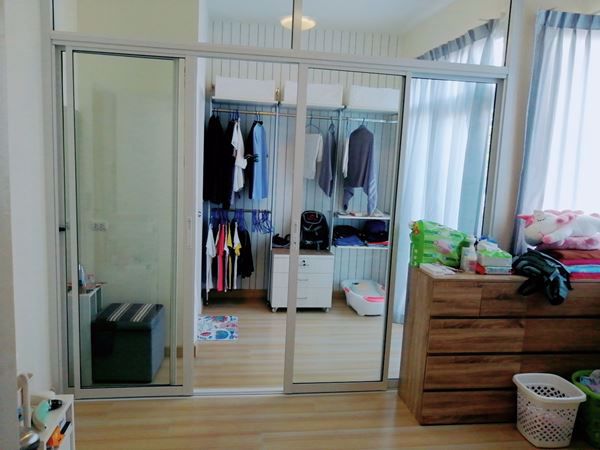 ขาย-กัสโต้-ทาวน์โฮม-2-ชั้น-รามคำแหง-ซอยมีสทีน-3-ห้องนอน-3-ห้องน้ำ-ตกแต่งสวยพร้อมอยู่​