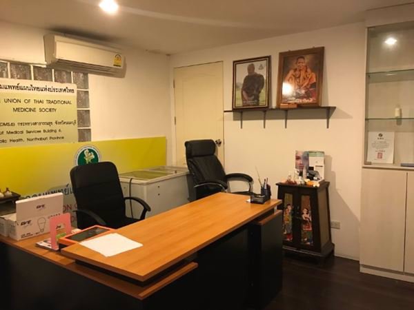 ให้เช่าตึก-อาคารพาณิชย์-3-คูหา-4-ชั้น-ขนาดที่ดิน-54-ตารางวา-ติดถนนกิ่งแก้ว