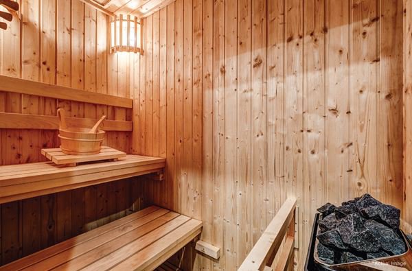 ขายคอนโดใหม่ใจกลางสาทร-ใกล้-bts-สุรศักดิ์-กรุงเทพคริสเตียน-ราคาดีสุดในสาทร-279-ลบ