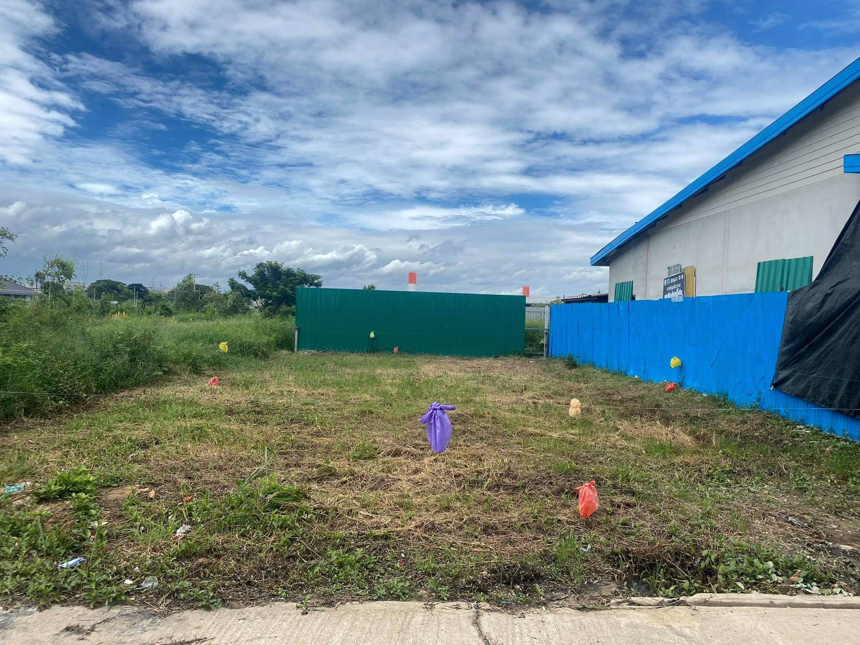 ขายที่ดินเงินผ่อนนครปฐม-ไม่ต้องดาวน์-ฟรีค่าโอน-ฟรีค่าภาษี